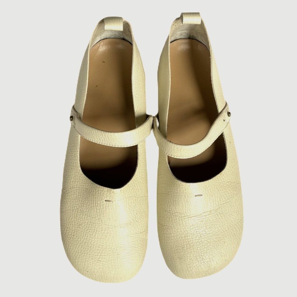 Muji cream leather mary janes